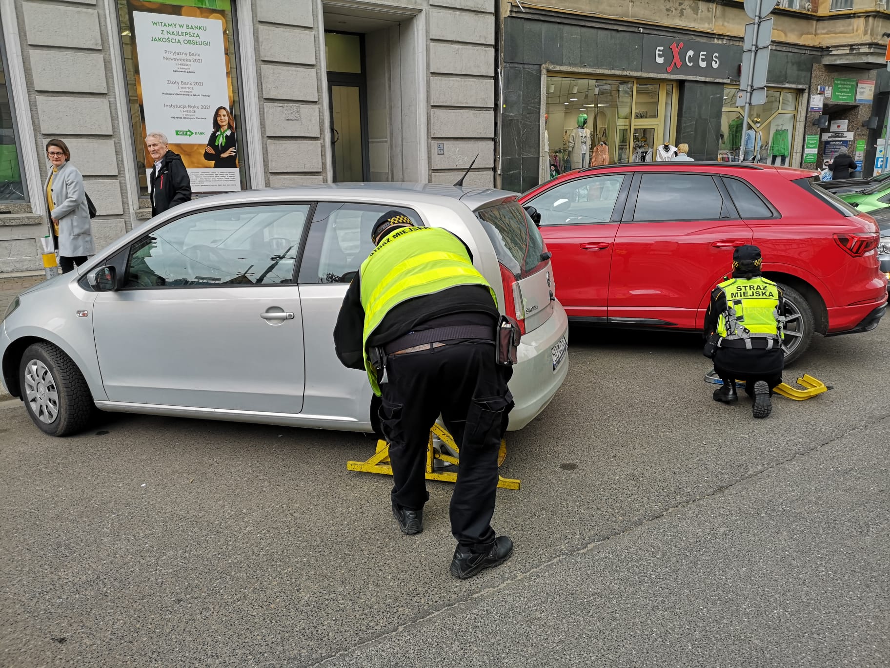 Rok akcji „Wyzwanie: parkowanie!” w Katowicach